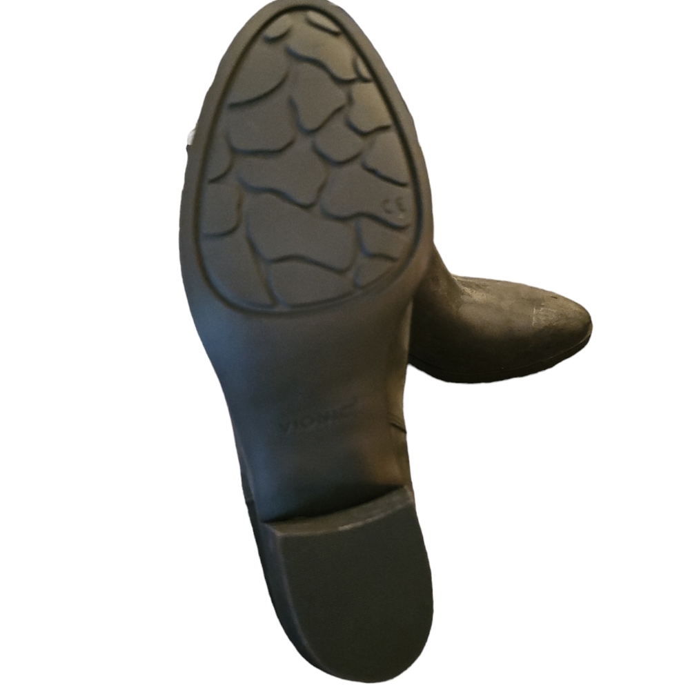 Vionic Shantelle black ankle boots new with tags booties sz 10 waterproof - Picture 8 of 9